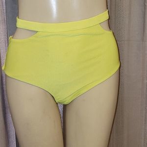 CUPSHE BIKINI BOTTOMS